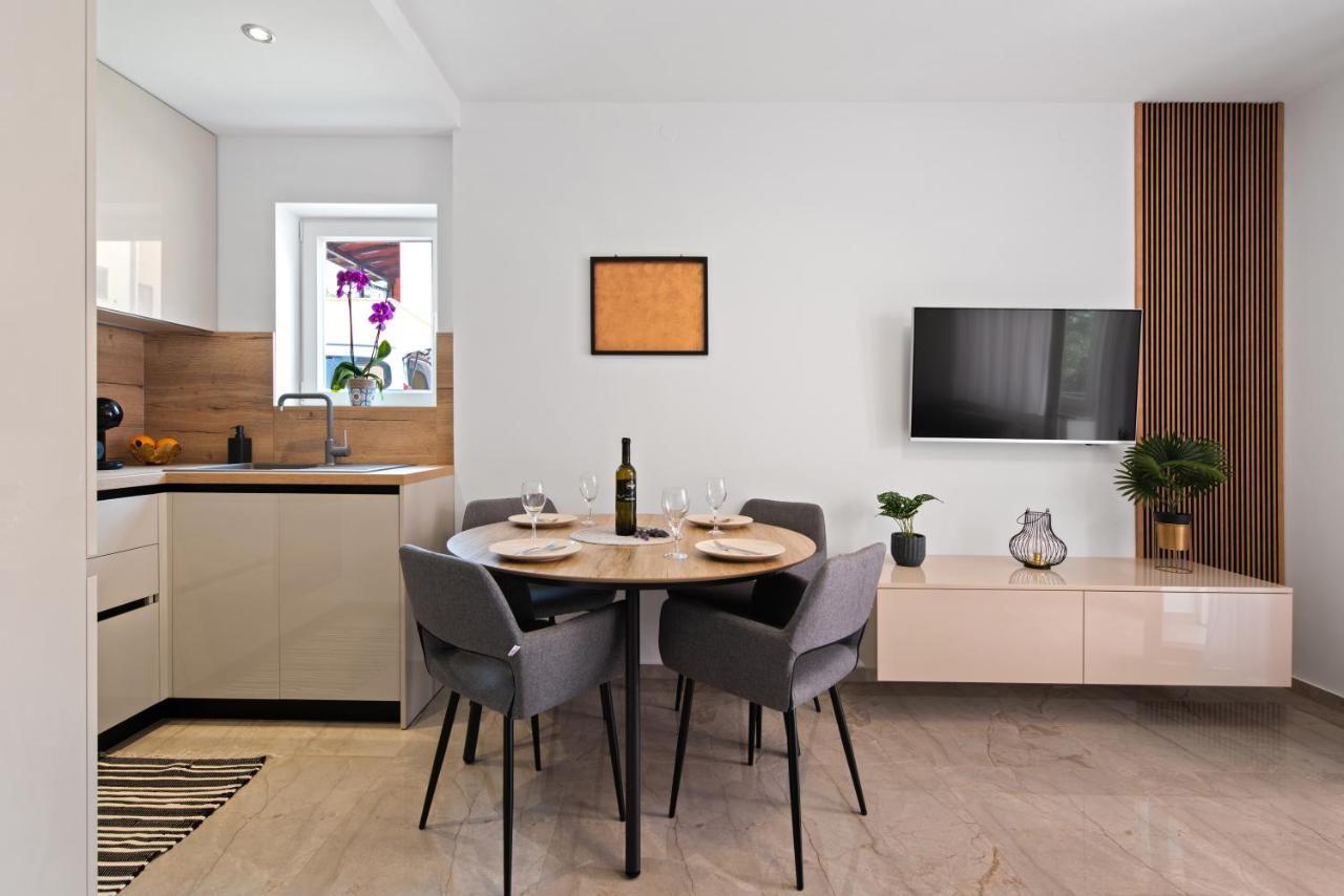 Novigrad Istria Apartment Masha מראה חיצוני תמונה