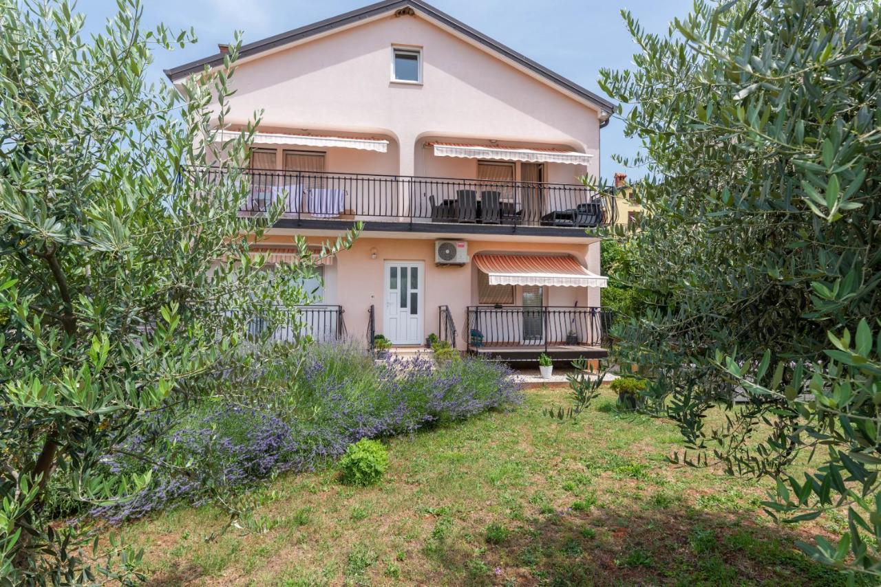 Novigrad Istria Apartment Masha מראה חיצוני תמונה